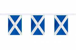 Guirlande 9 mtres de 30 Drapeaux 15 x 22.5 cm Ecosse